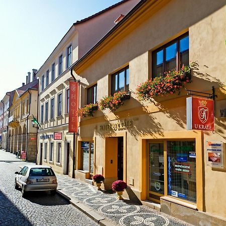 Hotel U Krale Йичин Экстерьер фото