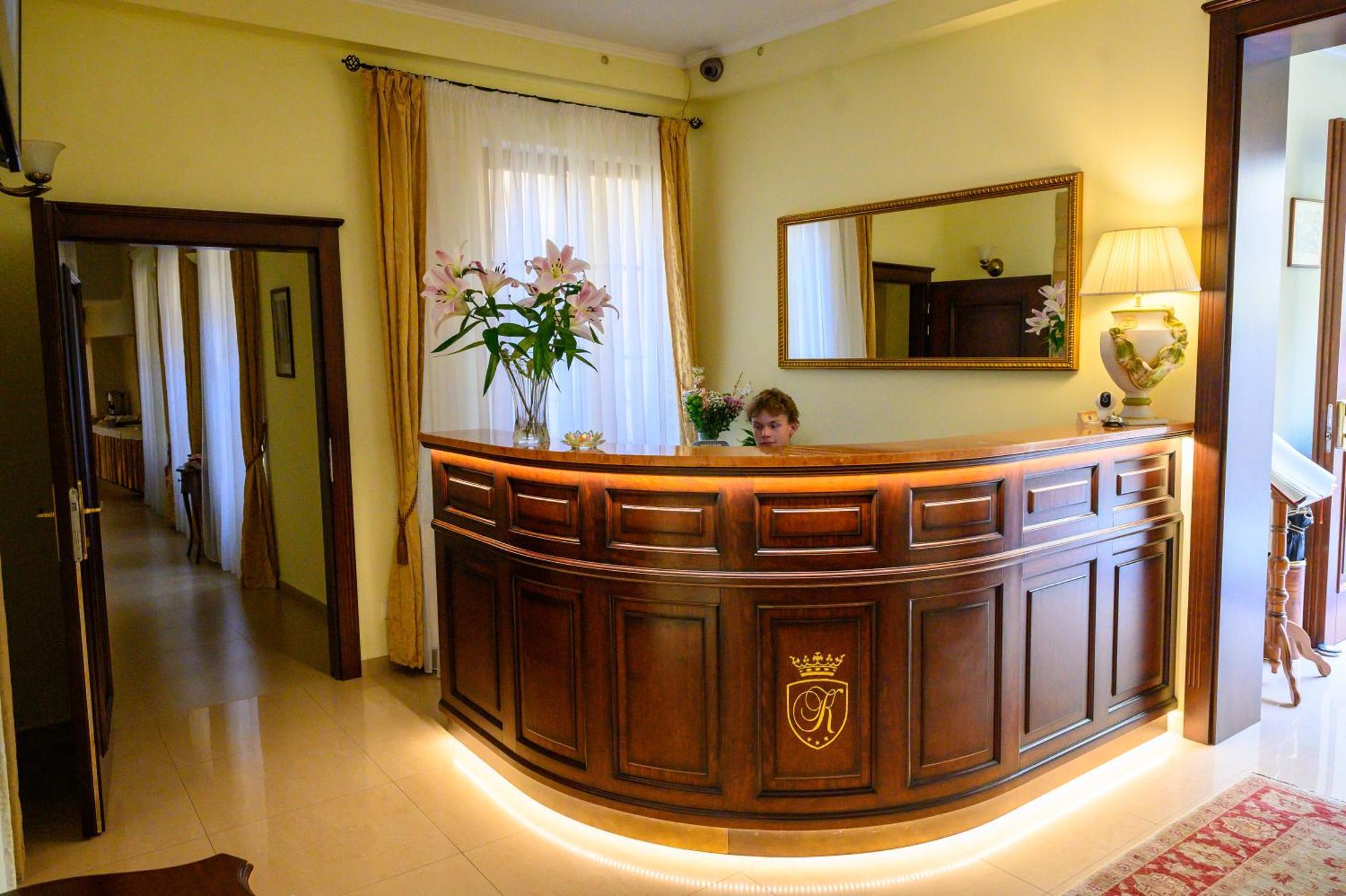 Hotel U Krale Йичин Экстерьер фото