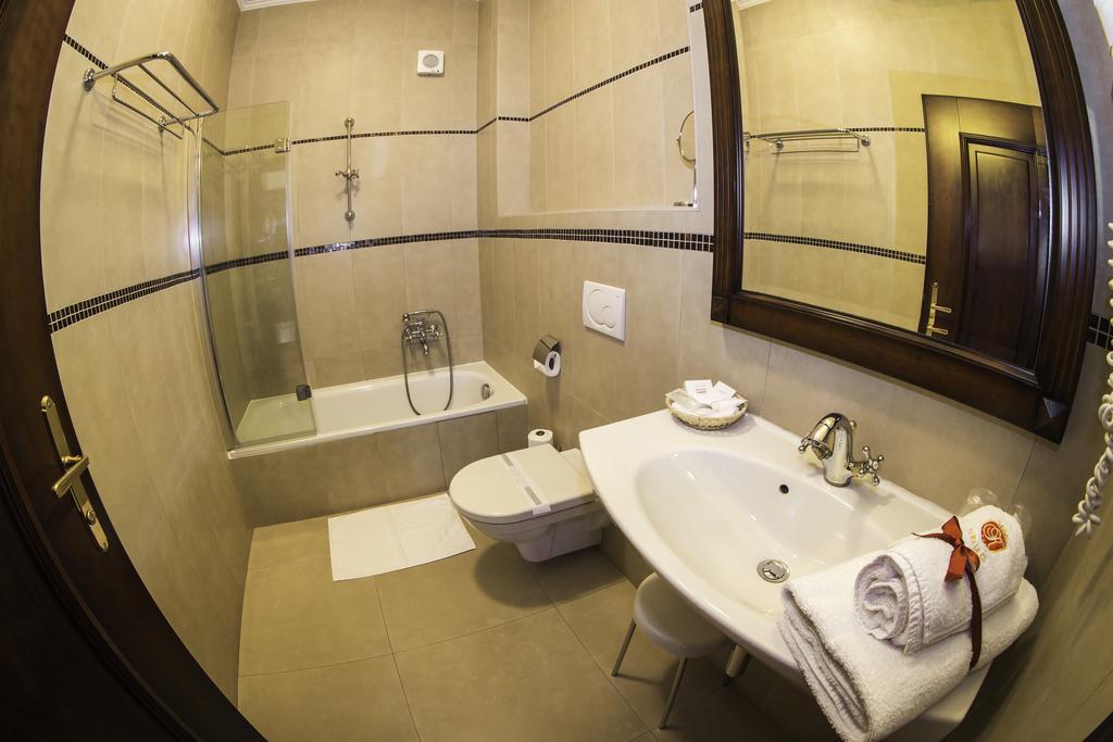 Hotel U Krale Йичин Экстерьер фото